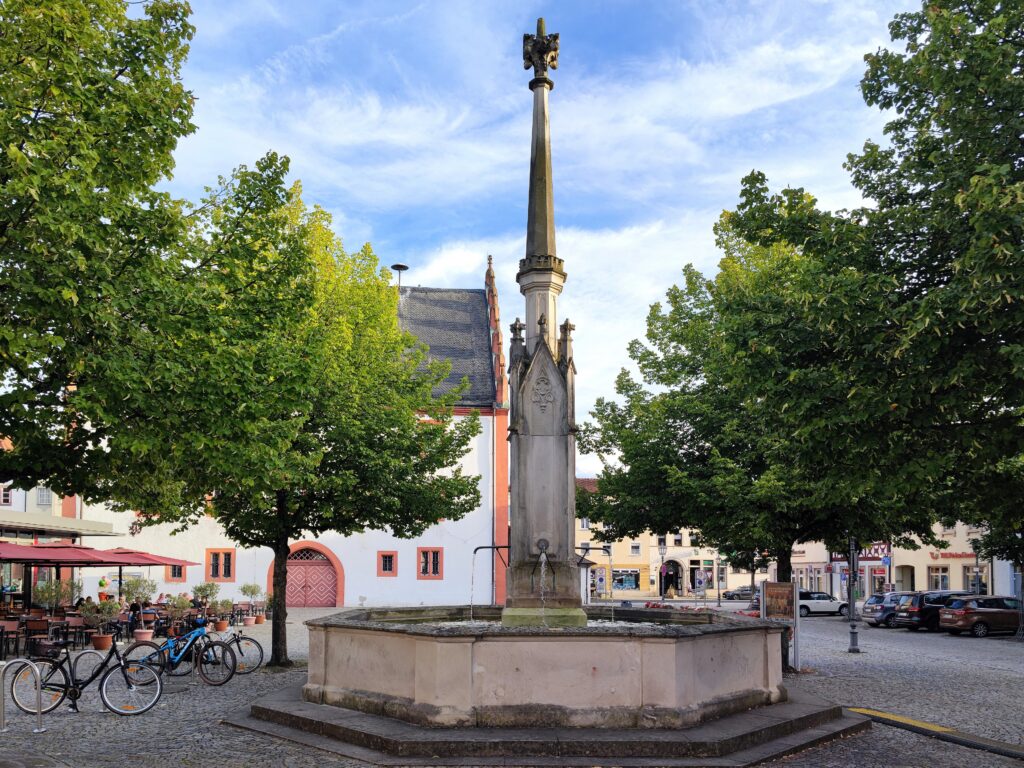 Brunnen am Marktplatz in Haßfurt