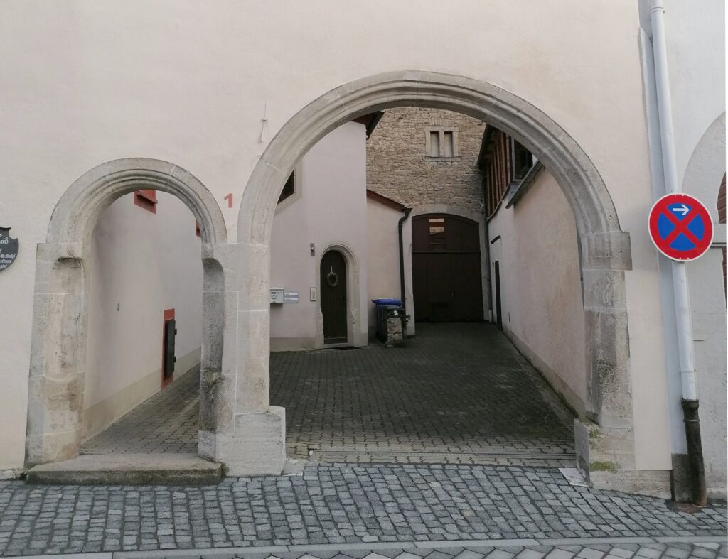 Historische Hoftoranlage in Randersacker